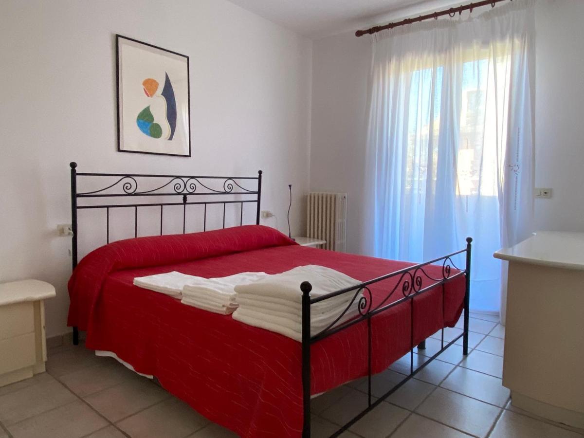 מרינה די גרוסטו Ville Sul Mare מראה חיצוני תמונה